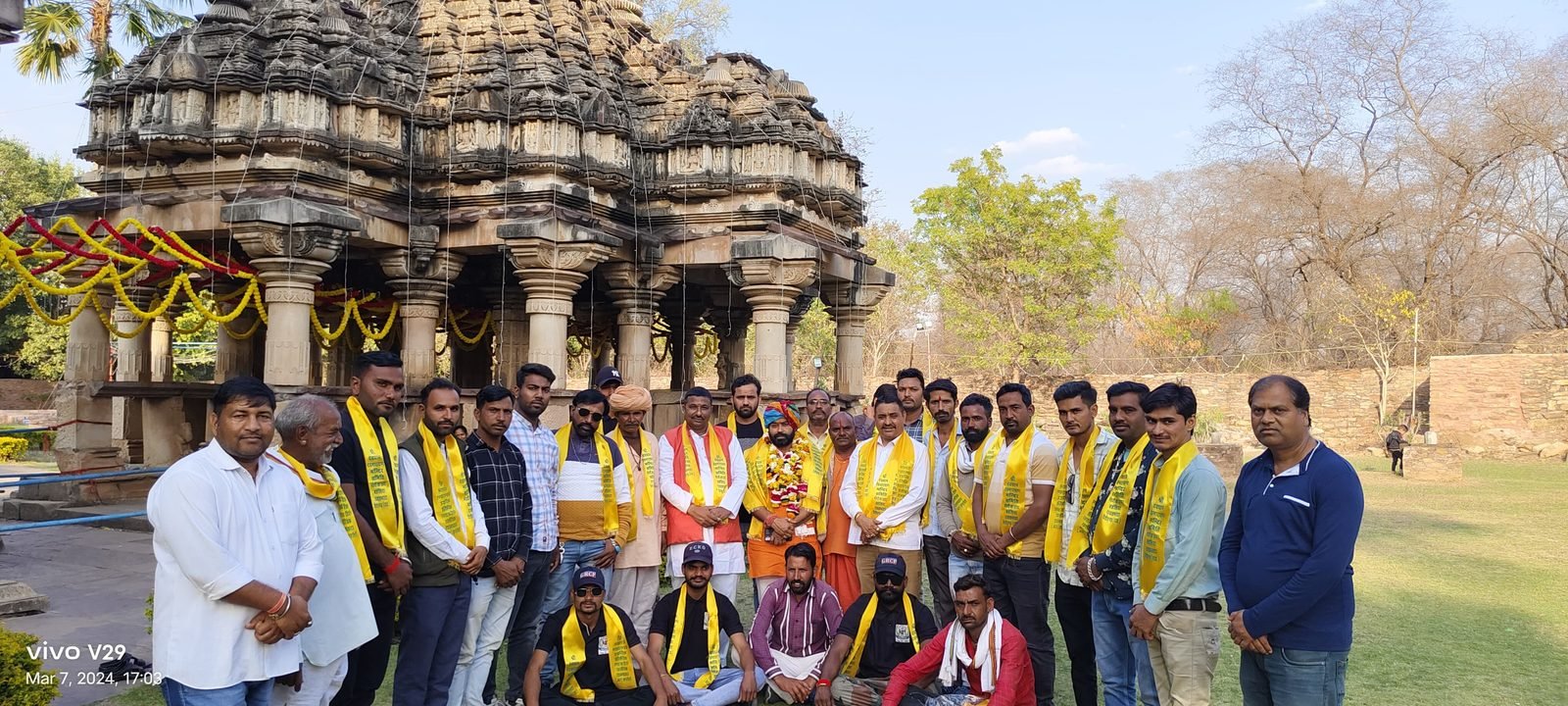 देव धाम श्री देव नारायण मन्दिर — मेंहदी का छापर, बहेलिया गाँव